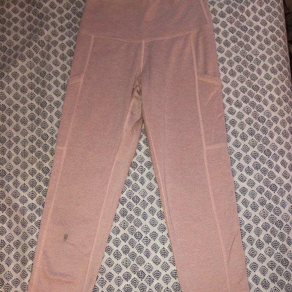 Aerie Play high waisted pocket leggings - Picture 2 of 5